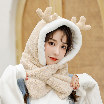 Női téli sapka 3D elemmel - többféle modell