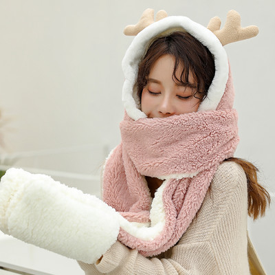 Női téli sapka 3D elemmel - többféle modell