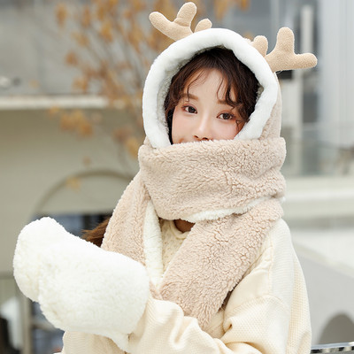 Női téli sapka 3D elemmel - többféle modell