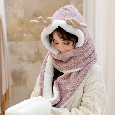 Női téli sapka 3D elemmel - többféle modell