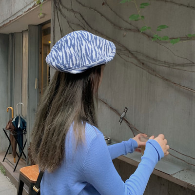 Pühös barett állatmintával