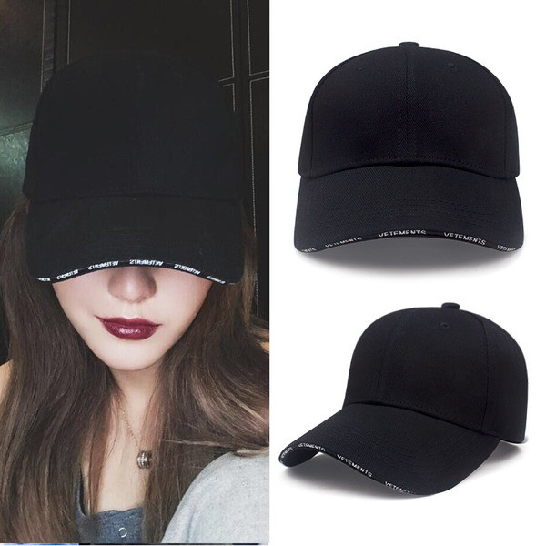 Modern női sapka napellenzővel - több modell