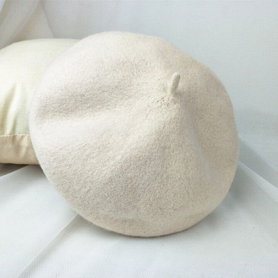 Őszi-téli barett sapka nőknek