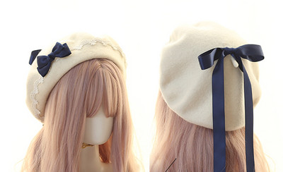 Novi model elegantne ženske kape s trakom