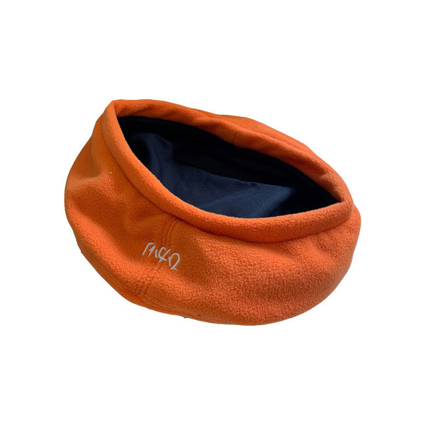 Női gyapjú barett hímzéssel