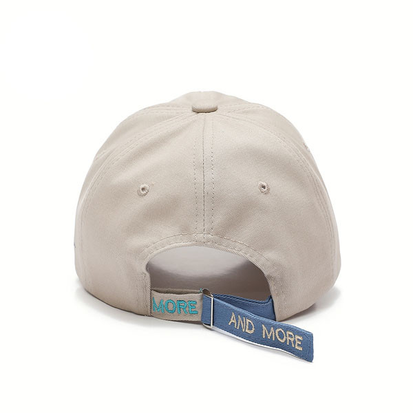 Női alkalmi sapka napellenzővel - többféle modell