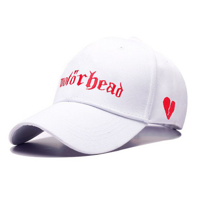 Női sapka napellenzővel és hímzéssel - több modell