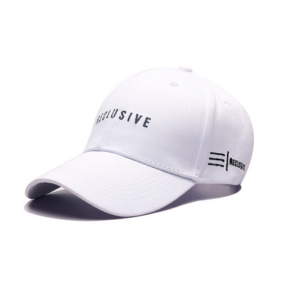 Női sapka napellenzővel és hímzéssel - több modell