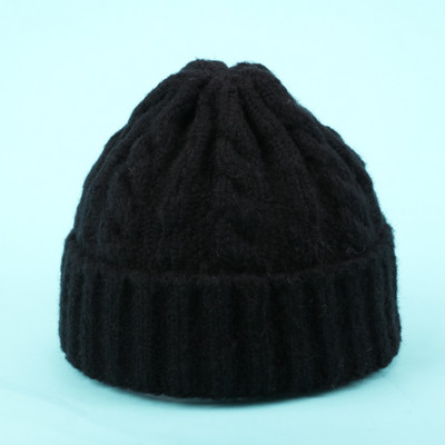 Πλεκτό γυναικείο καπέλο χειμερινό