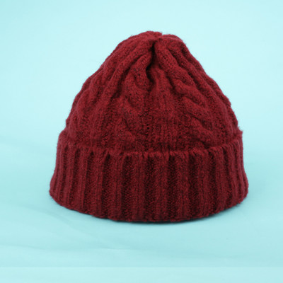 Πλεκτό γυναικείο καπέλο χειμερινό