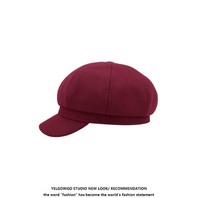 Aktuális női sapka napellenzővel