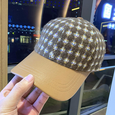 Új modell női sapka napellenzővel