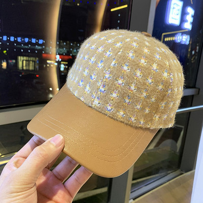 Új modell női sapka napellenzővel