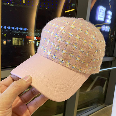 Új modell női sapka napellenzővel