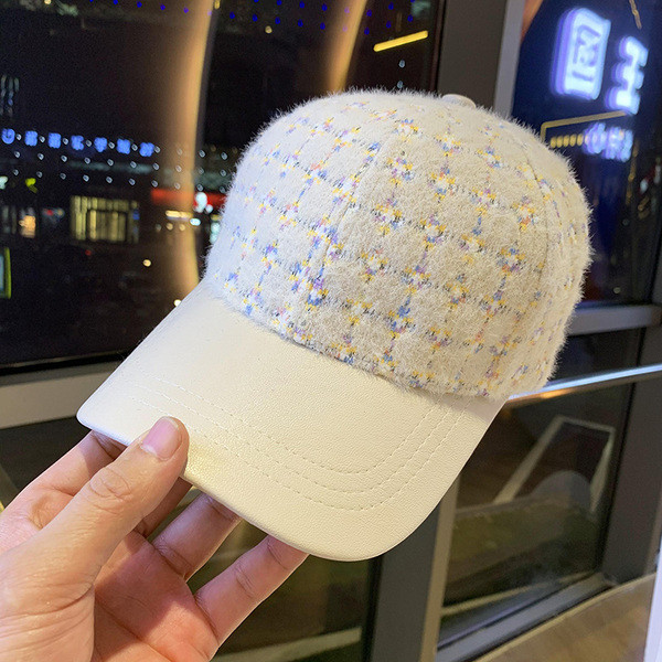 Új modell női sapka napellenzővel