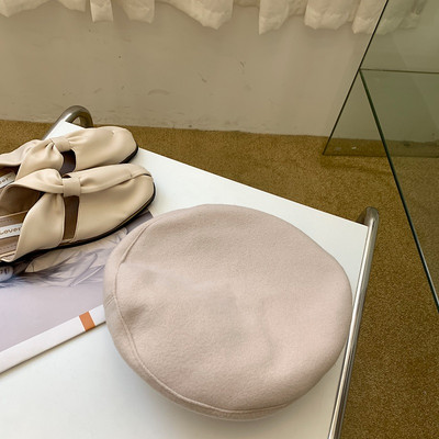 Aktuális női barett típusú sapka - sima modell