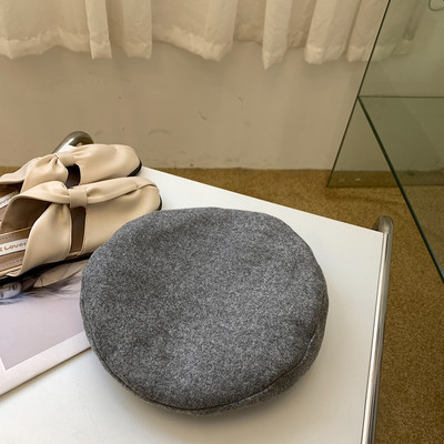 Aktuális női barett típusú sapka - sima modell