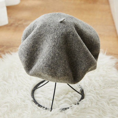 Téli alkalmi barett sapka