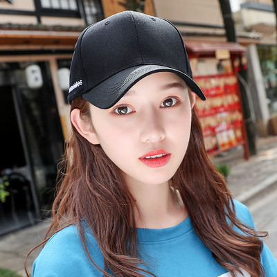 Γυναικείο καπέλο με γείσο - διάφορα μοντέλα