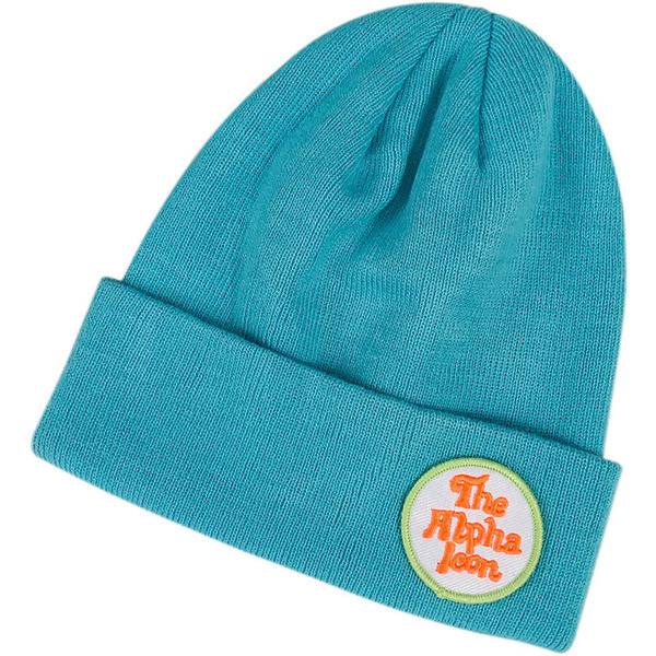 Női téli kötött sapka emblémával