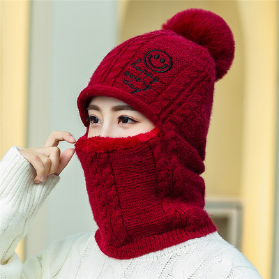 Gyapjú női sapka felirattal és pehellyel - többféle modell