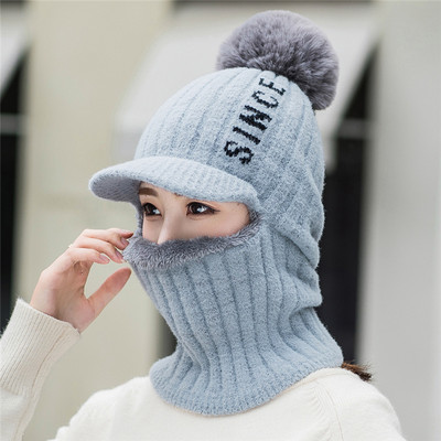 Gyapjú női sapka felirattal és pehellyel - többféle modell