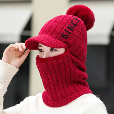 Gyapjú női sapka felirattal és pehellyel - többféle modell