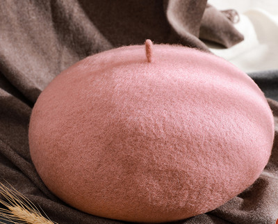 Κομψό γυναικείο καπέλο τύπου μπερέ