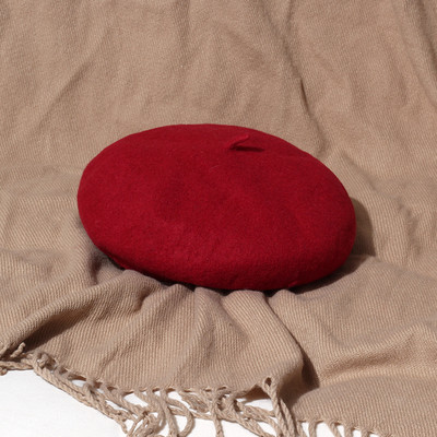 Jelenlegi téli barett típusú sapka