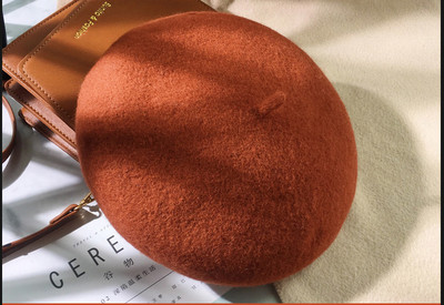 Őszi-téli gyapjú svájcisapka retro stílusban