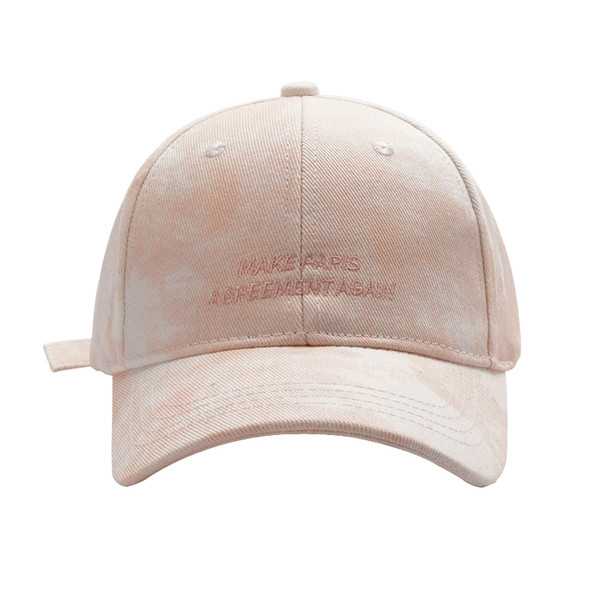 Új modell női sapka - hímzéssel és napellenzővel