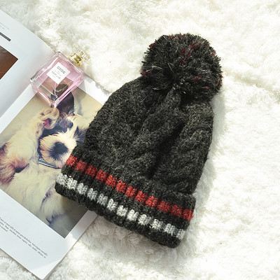 Γυναικείο χειμερινό καπέλο πλεκτό