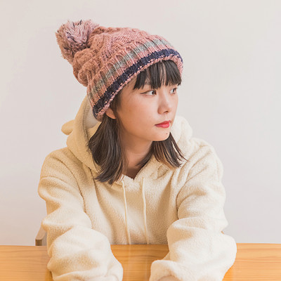 Γυναικείο χειμερινό καπέλο πλεκτό