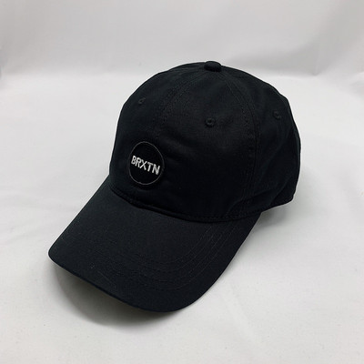 Női alkalmi sapka hímzéssel