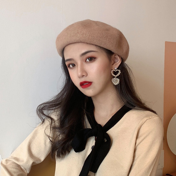 Retro stílusú női gyapjú svájcisapka