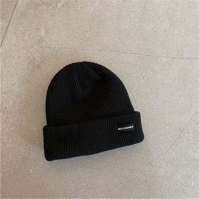 Πλεκτό καθημερινό καπέλο με έμβλημα