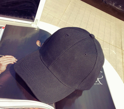 Új modell női alkalmi sapka - napellenzővel