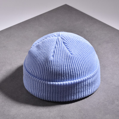 Kötött női téli sapka