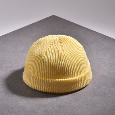 Kötött női téli sapka