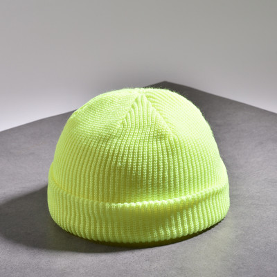 Kötött női téli sapka