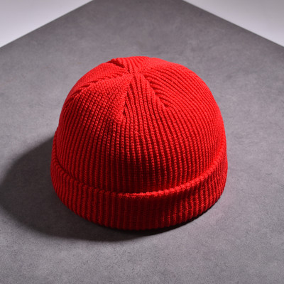 Kötött női téli sapka