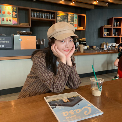 Női bőr barett mindennapi használatra