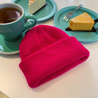 Kötött női alkalmi sapka