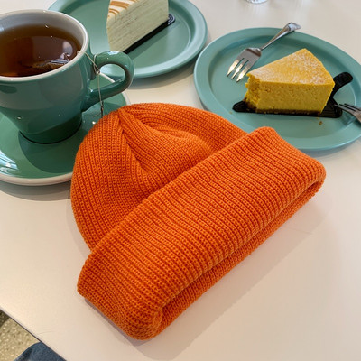 Kötött női alkalmi sapka