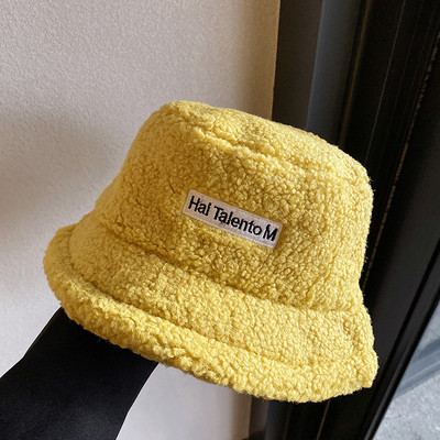 Νέο μοντέλο γυναικείο καπέλο με έμβλημα