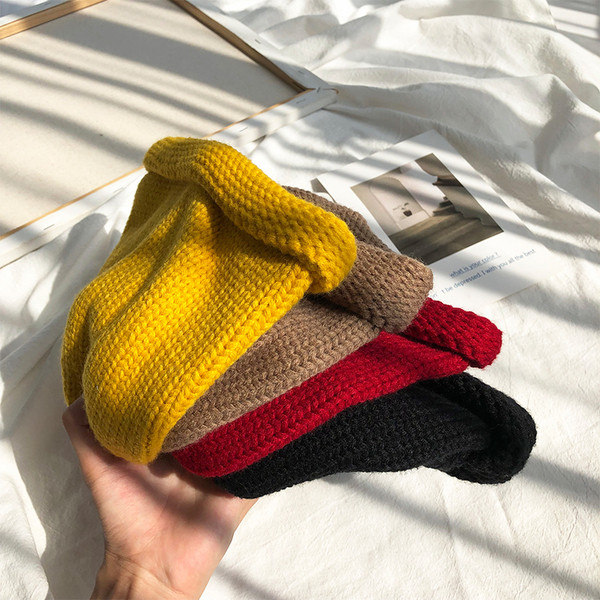 Új modell kötött női sapka - alkalmas télre