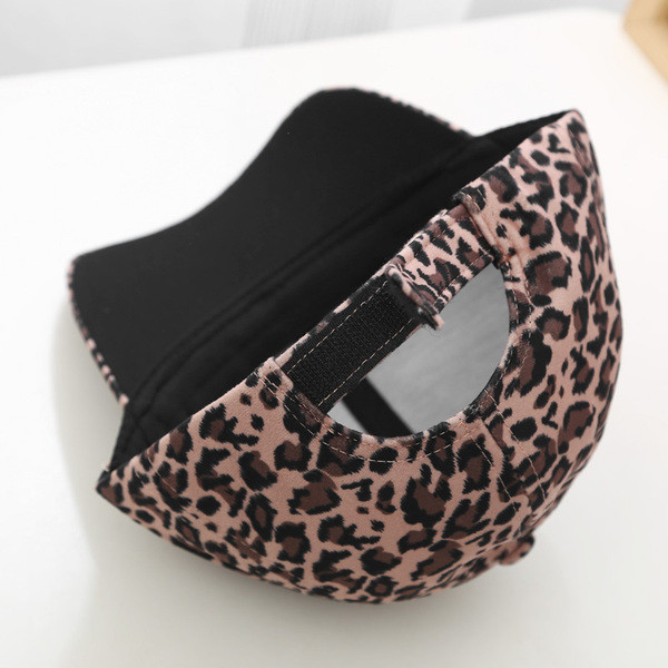 Női sapka állatmintás baseball mintával