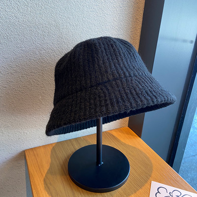 Καθημερινό πλεκτό γυναικείο καπέλο