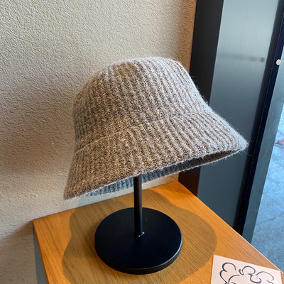 Καθημερινό πλεκτό γυναικείο καπέλο