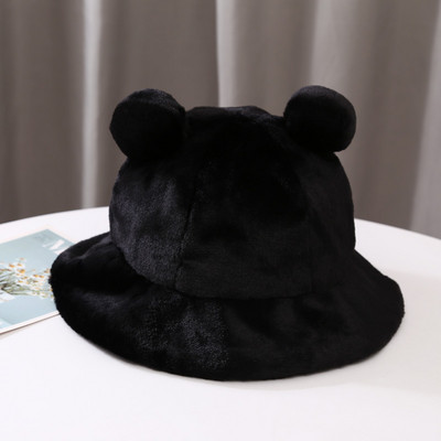 Plüss női sapka 3D elemekkel